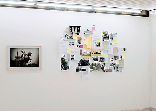 For A Happier Tomorrow Galleri Tom Christoffersen (In situ)