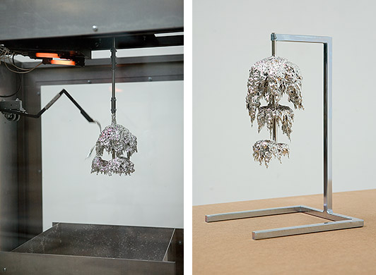 Henrik Menné 5T 2007 tin, plexiglas, aluminum, iron, engine, machine 200 x 100 x 100 cm objects aprox. 40 x 25 x 25 cm