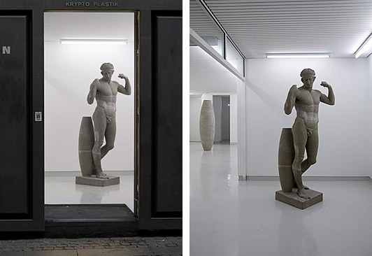Diadoumenos med Ten som støttepille 2007 S tampet beton 195 cm
