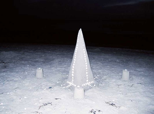 Thyra Hilden Untitled (From series Castles in the Sand) 2005 photography, digital ink print formats either 70 x 102 or 58 x 72 cm edition 5 the series consists of 16 photographs