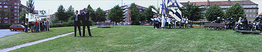 © Hanne Nielsen & Birgit Johnsen Camaraderies 2007-2009. Duration: 17:37 min. Variable presentation 3-15 m.