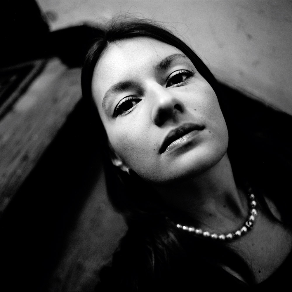 Lars Schwander: Angelina. Paris 2011
