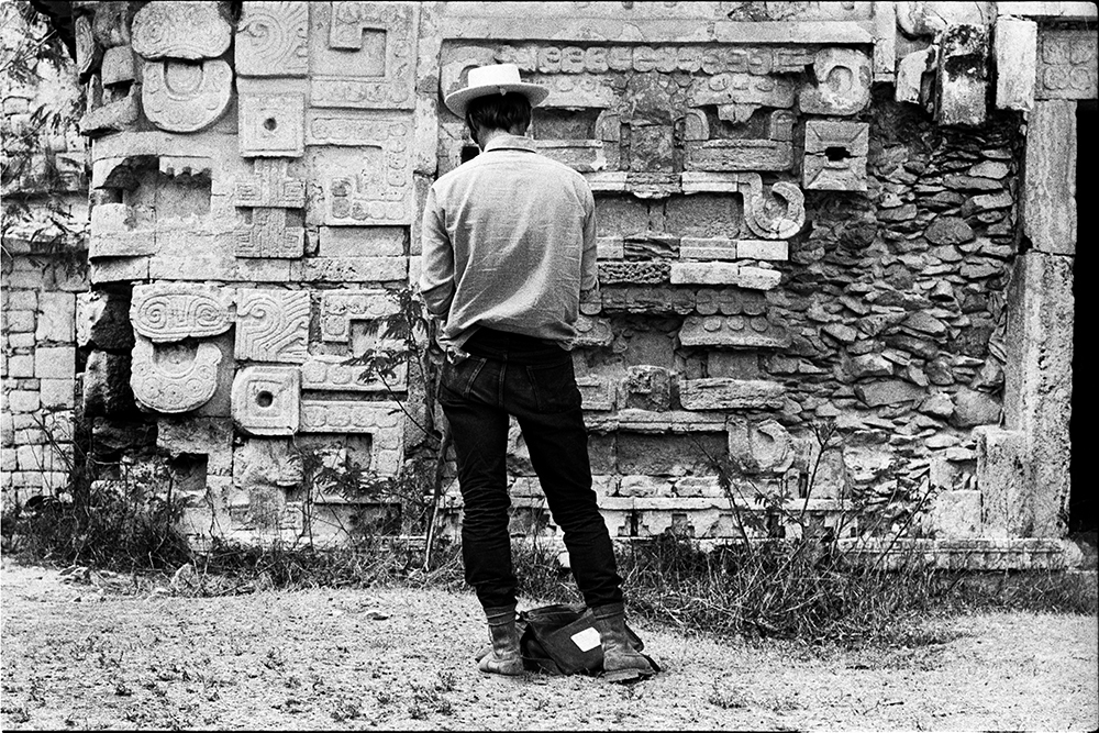 Den Gamle Maya Fotos fra ekspedition med Per Kirkeby og Ib Michael (1971)