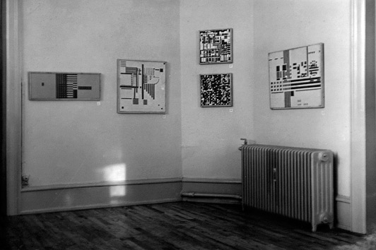 Photo possibly from the exhibition "Linien In Private Surroundings" at Gerda Hansen, Frederiksborggade 26B, Copenhagen. 7 – 21 october 1950. Photo: Richard Winther.