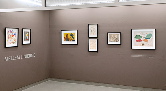 2 Installation view MELLEM LINIERNE Galleri Tom Christoffersen, 2011
