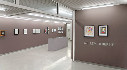 4 Installation view MELLEM LINIERNE Galleri Tom Christoffersen, 2011