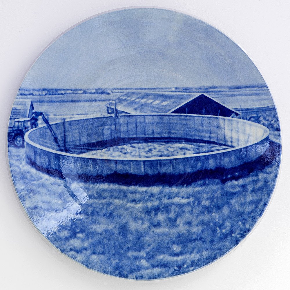 Allan Otte Uden titel 2013 Glaseret stentøj Ø 100 cm