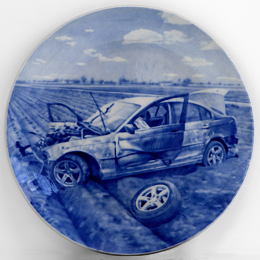 Allan Otte Uden titel 2013 Glaseret stentøj Ø 100 cm