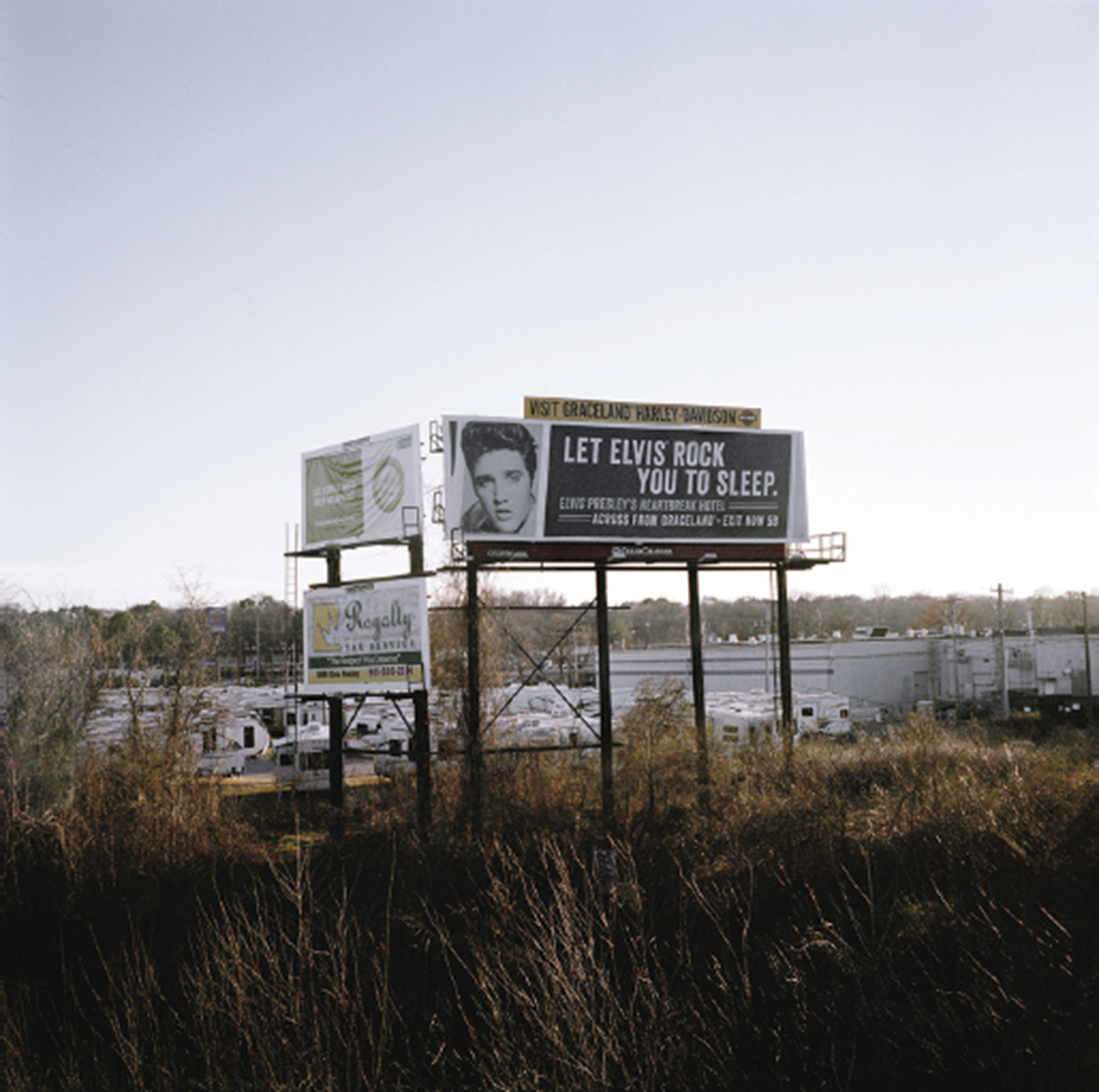 Clémentine Schneidermann: The billboard, Elvis Presley Boulevard, Memphis Tennessee. Inkjet print, 50x50 cm, 2014