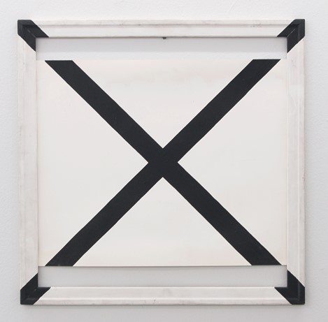 Albert Mertz: Brudt Kryds, Albert Mertz: Brudt Kryds. Oil on cardboard and wood, 70x70 cm, 1978