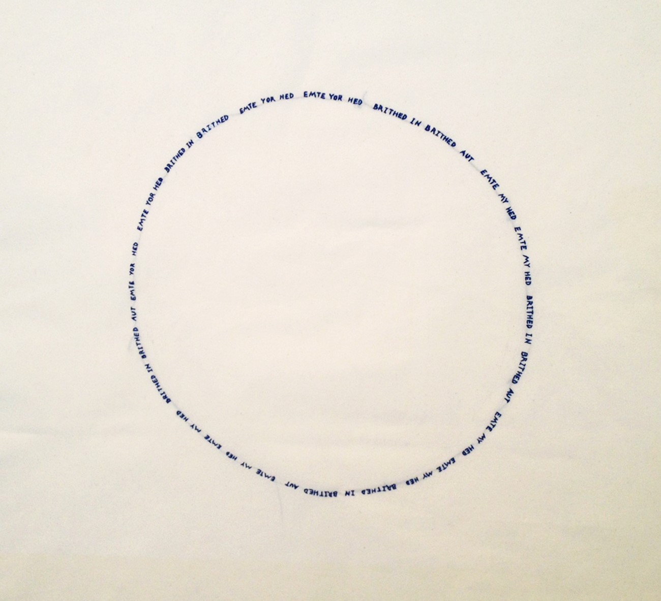 Gudrun Hasle. Emte Yor Hed (circle). Embroidery on canvas, 100 x 100 cm, 2014