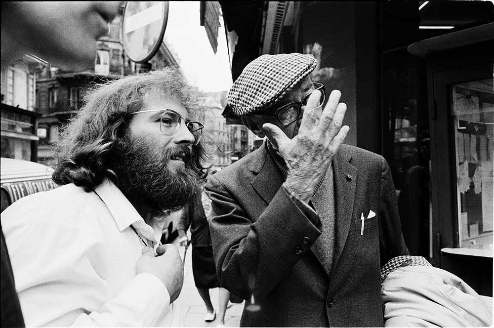 Stille Dage i Clichy Spillefilm Fotograf Jesper Høm, second unit fotograf og stillfoto Teit Jørgensen Instruktion Jens Jørgen Thorsen Optaget i Danmark og Paris Produktion SBA 1970 (Jens-Jørgen Thorsen i samtale med Henry Miller)