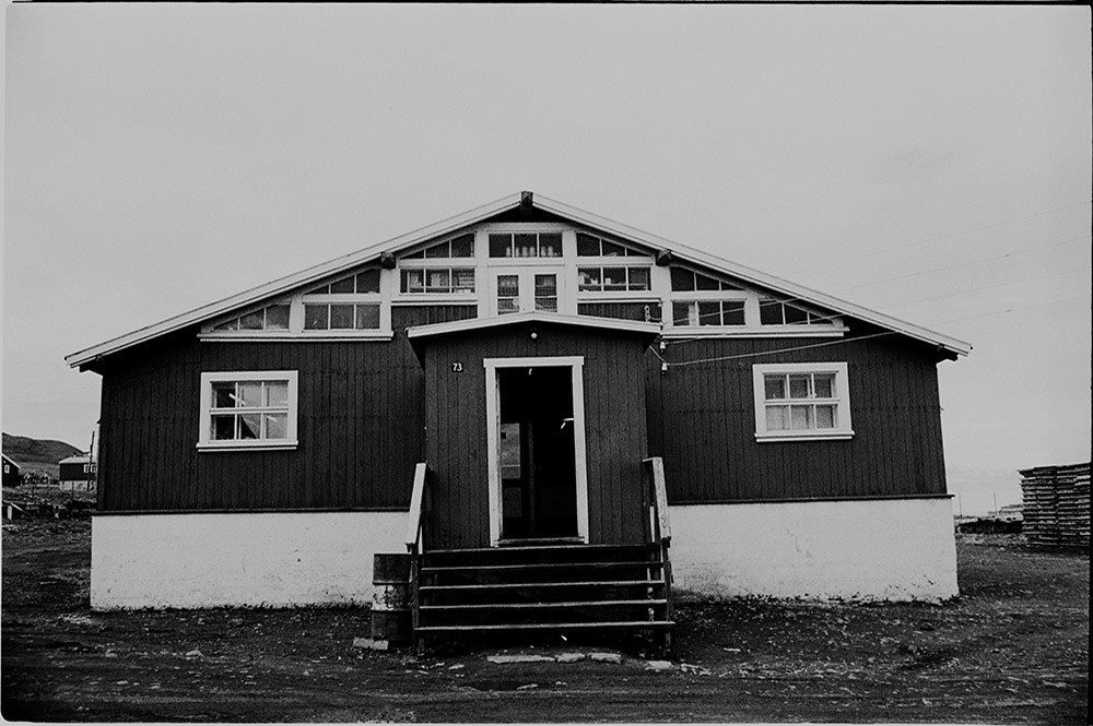 Da Myndighederne sagde Stop Dokumentarspillefilm Fotograf Teit Jørgensen Instruktion Per Kirkeby og Arqaluk Lynge Produktion Flip Film/SFC/DR 1972