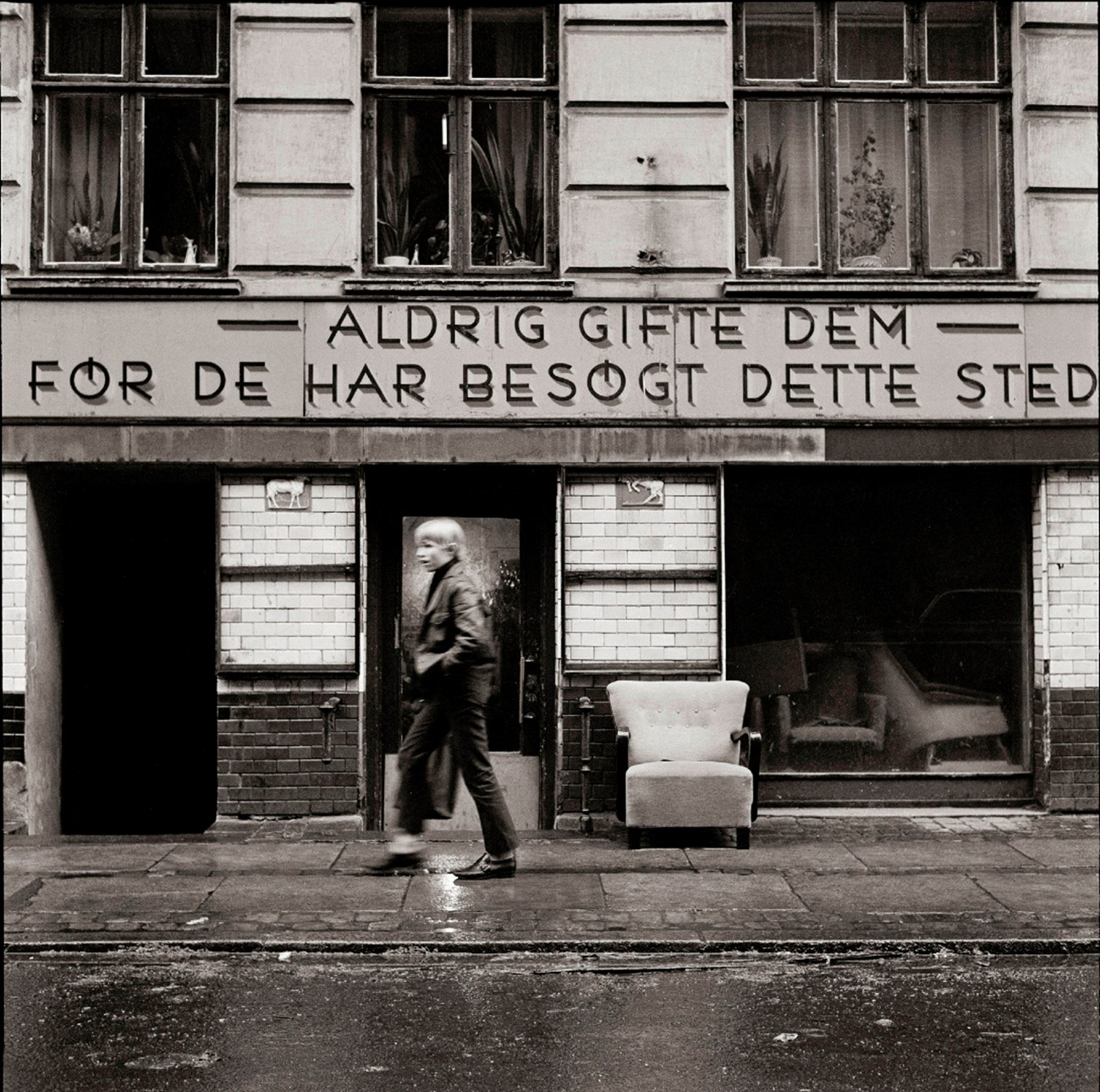 Susanne Mertz: Oehlenschlægersgade.1970, photographic print on Hahnemuhle paper, 38 x 38 cm