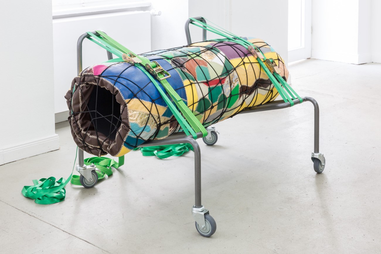 Maiken Bent: Trolley #13, 2016, Trolley, Untitled (2010), bungee net, nylon, 85 x 140 x 100 cm