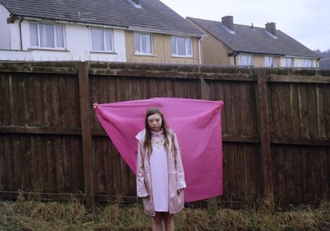 Clémentine Schneidermann: Heads Of The Valleys, Shelby, 2016, C Print, 80 x 80 cm