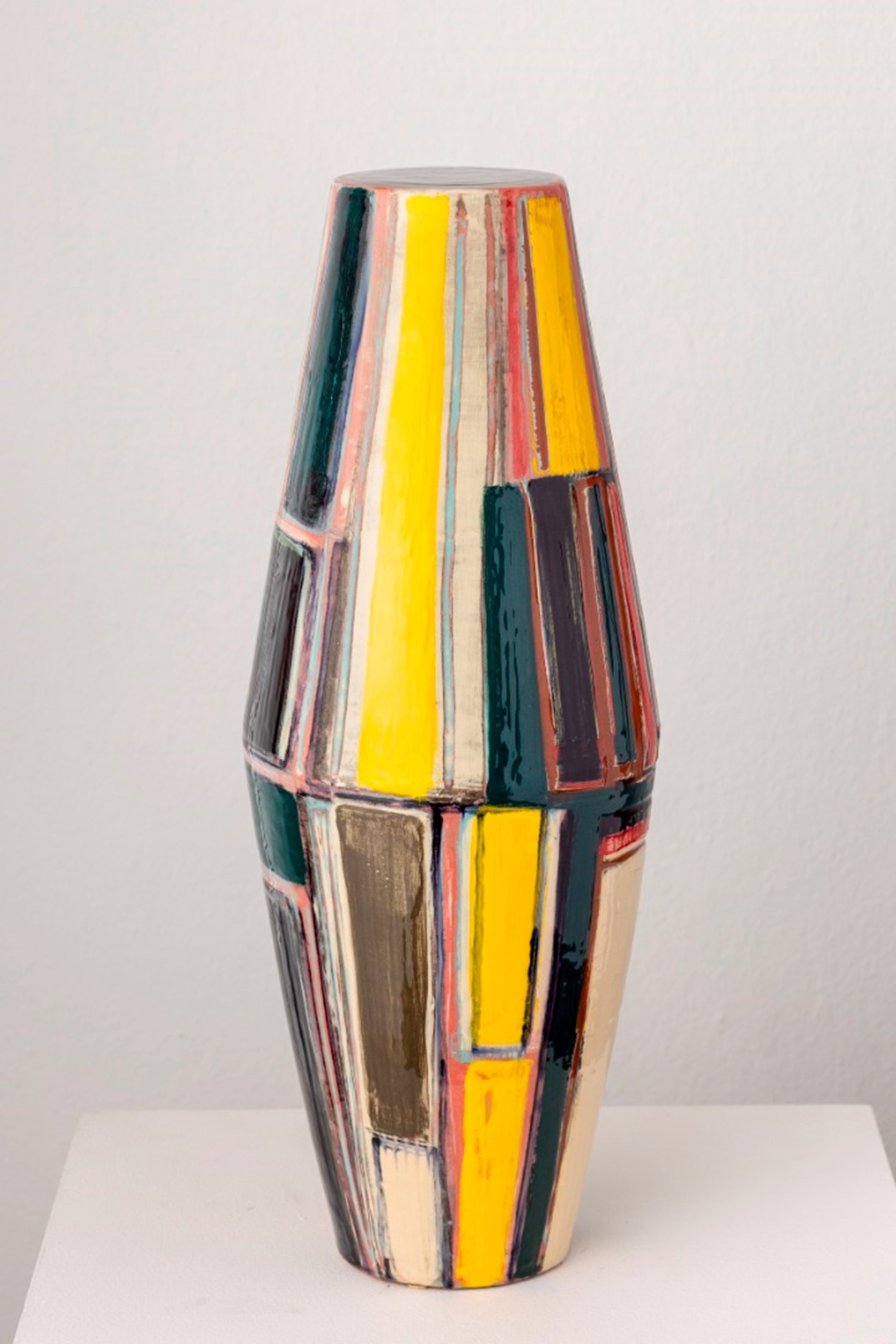 Anna Sørensen: Untitled, 2023, ceramics H. 50 cm