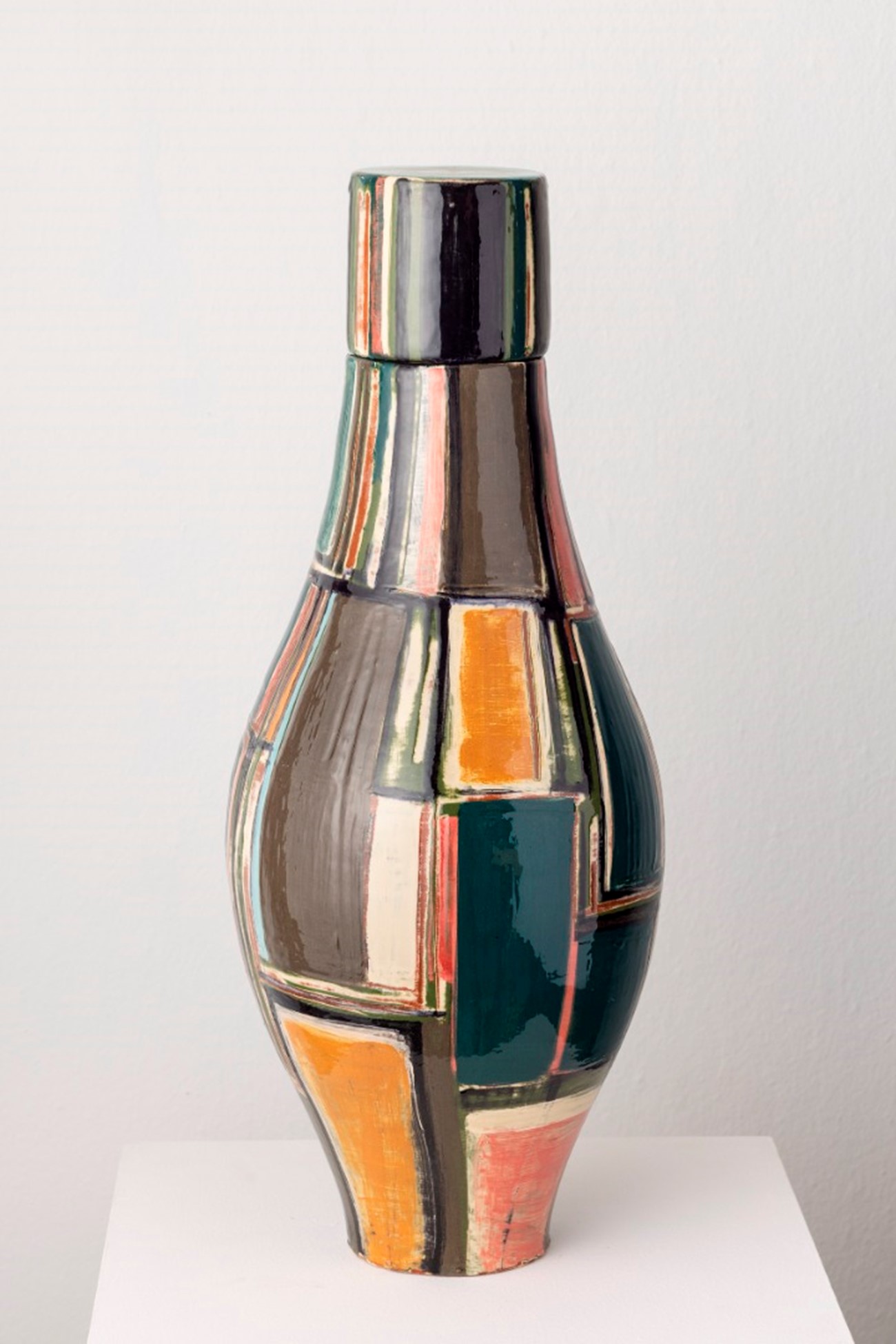 Anna Sørensen: Untitled, 2023, ceramics H. 60 cm (1)