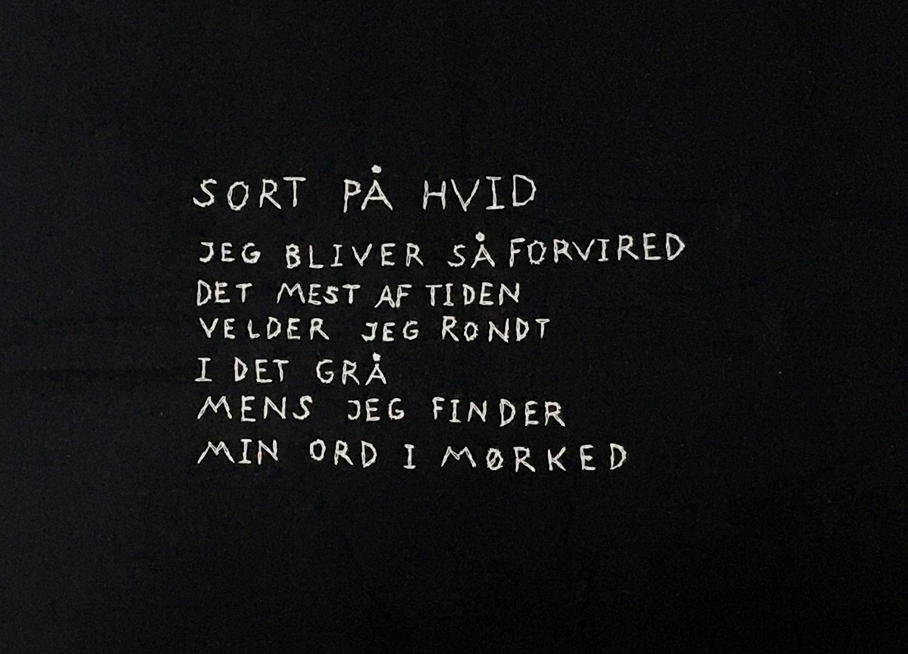 Gudrun Hasle: Sort på hvid, 2020, Thread and textile, 31 x 42 cm