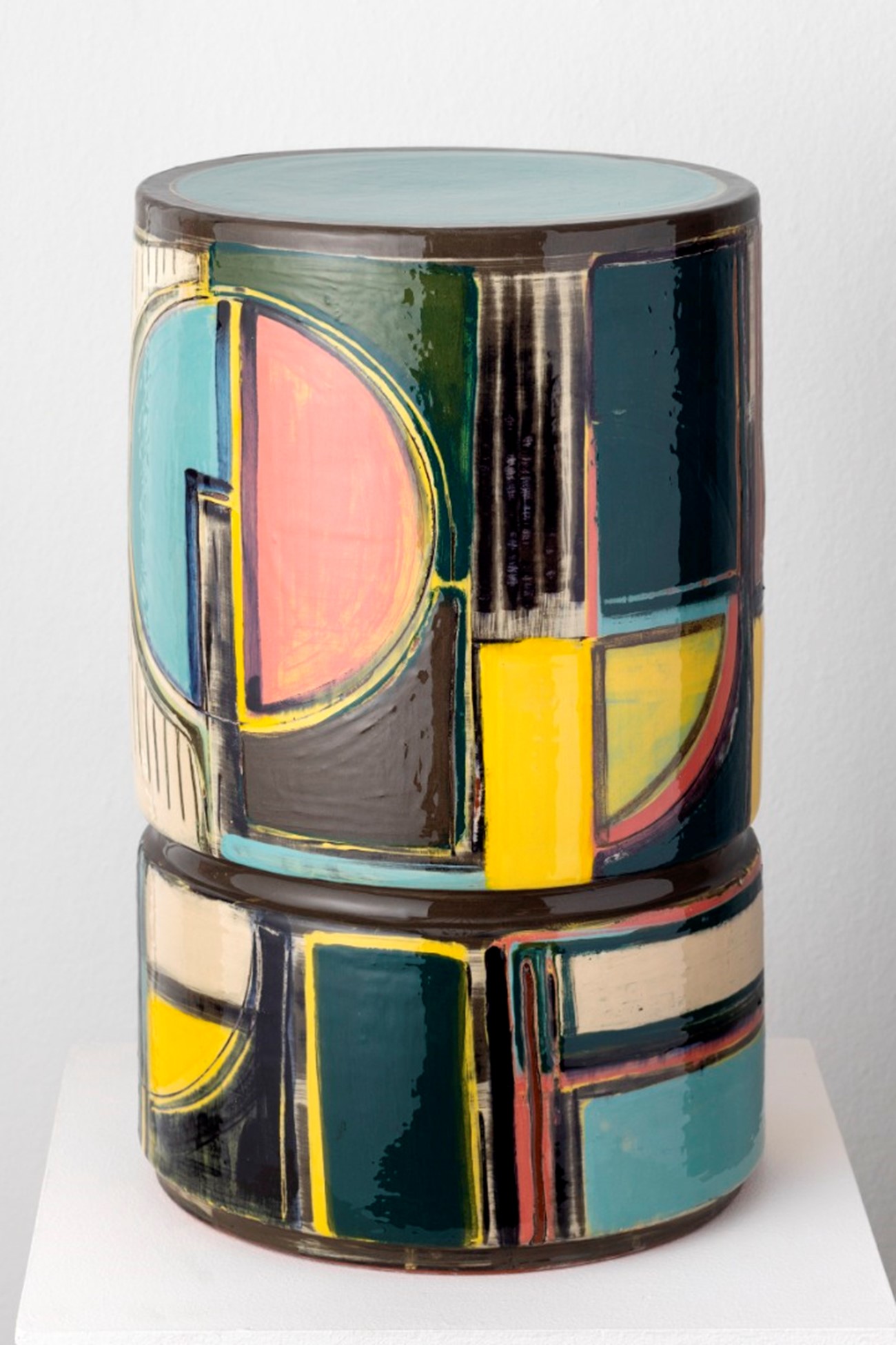 Anna Sørensen: Untitled, 2023, ceramics H. 52 cm