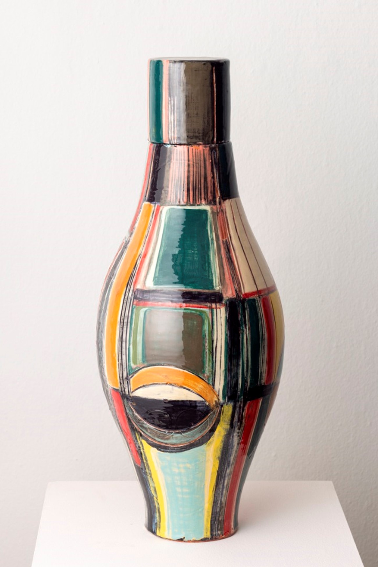 Anna Sørensen: Untitled, 2023, ceramics H. 60 cm